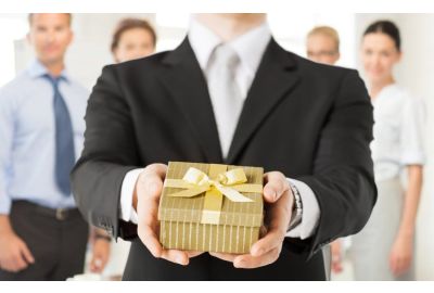 A Simple Guide For Using Corporate Gifts To Ensure Business Growth