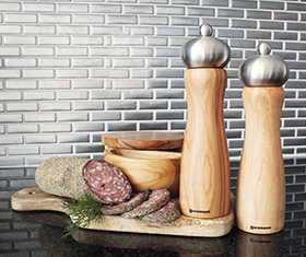 Kitchen & Servingware
